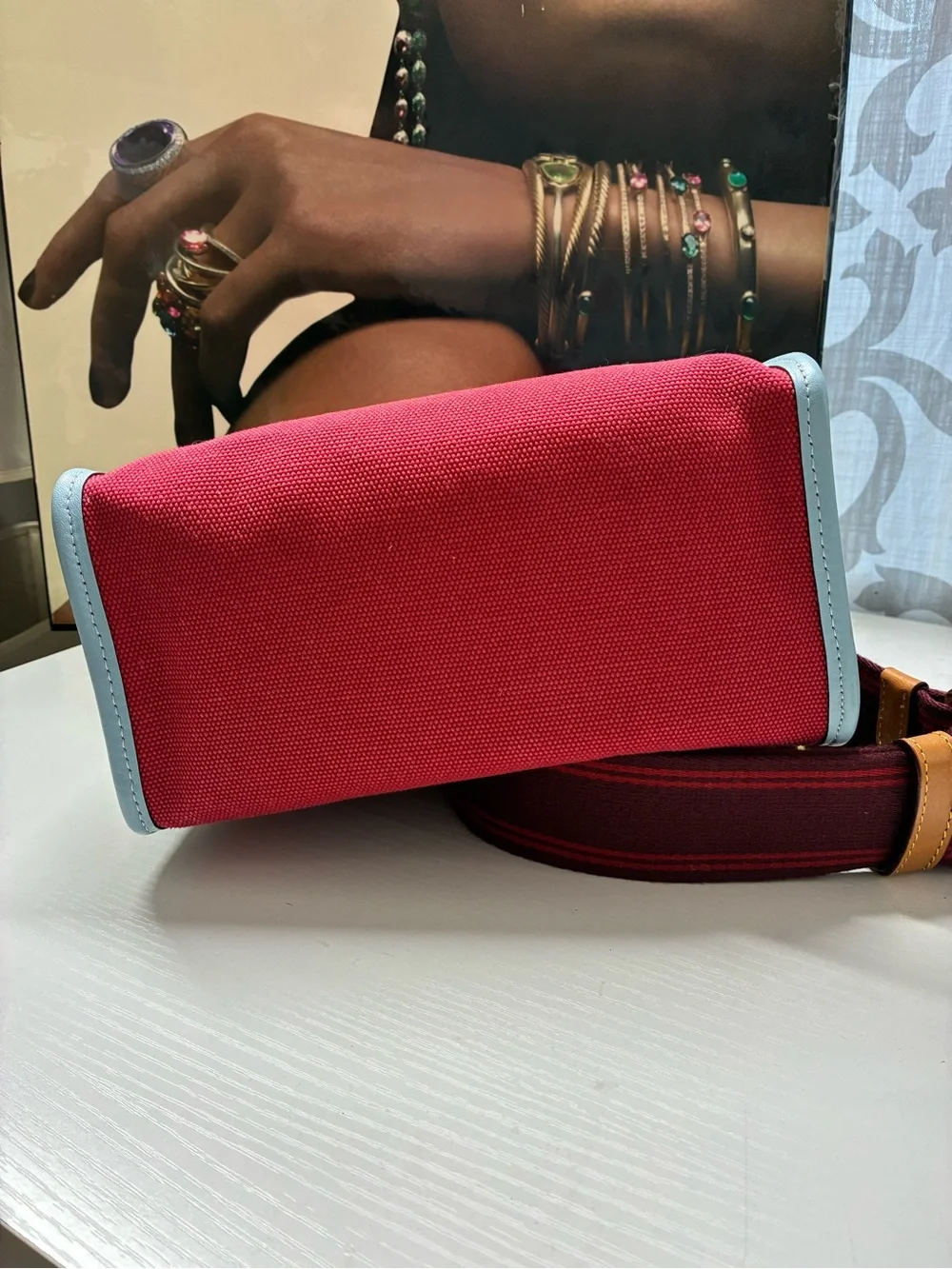 Coach tote 22